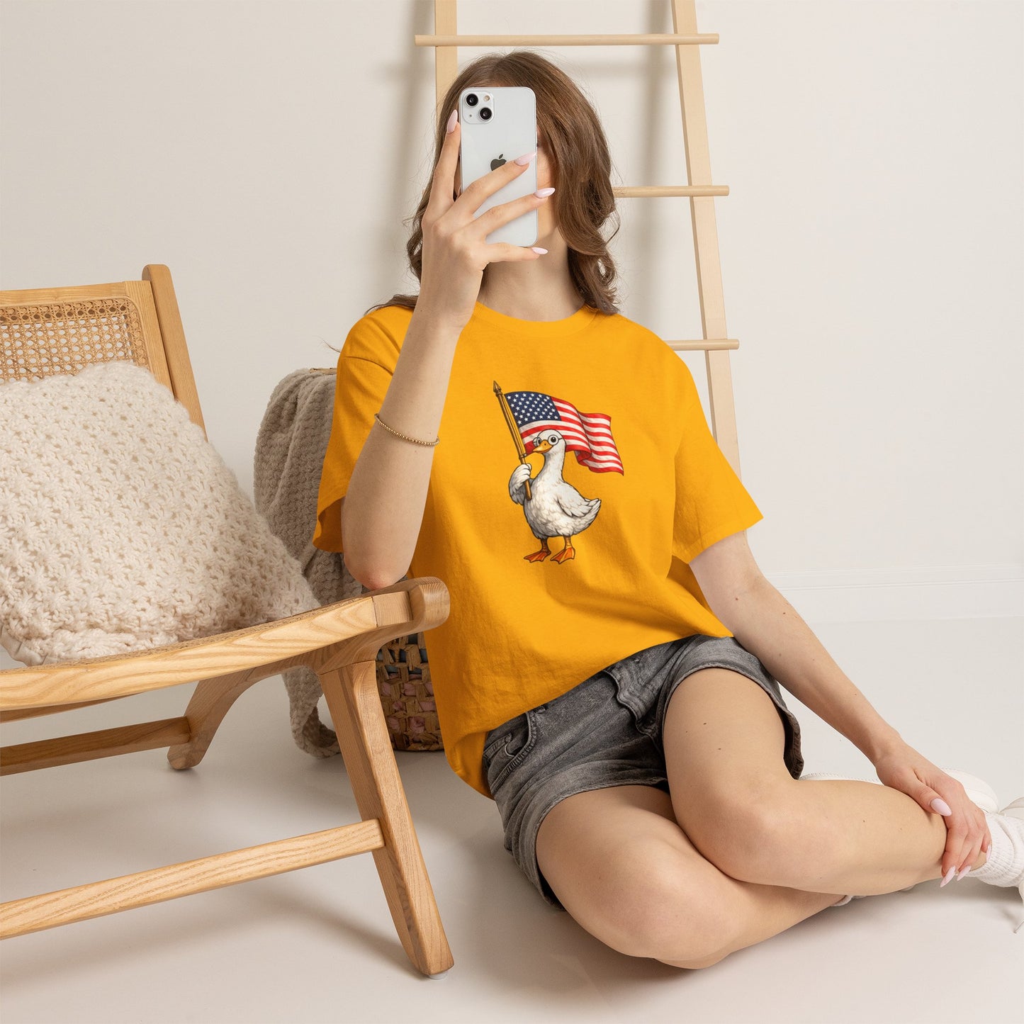 Patriotic Duck T-Shirt – Cute Duck Holding American Flag, 4th of July Tee