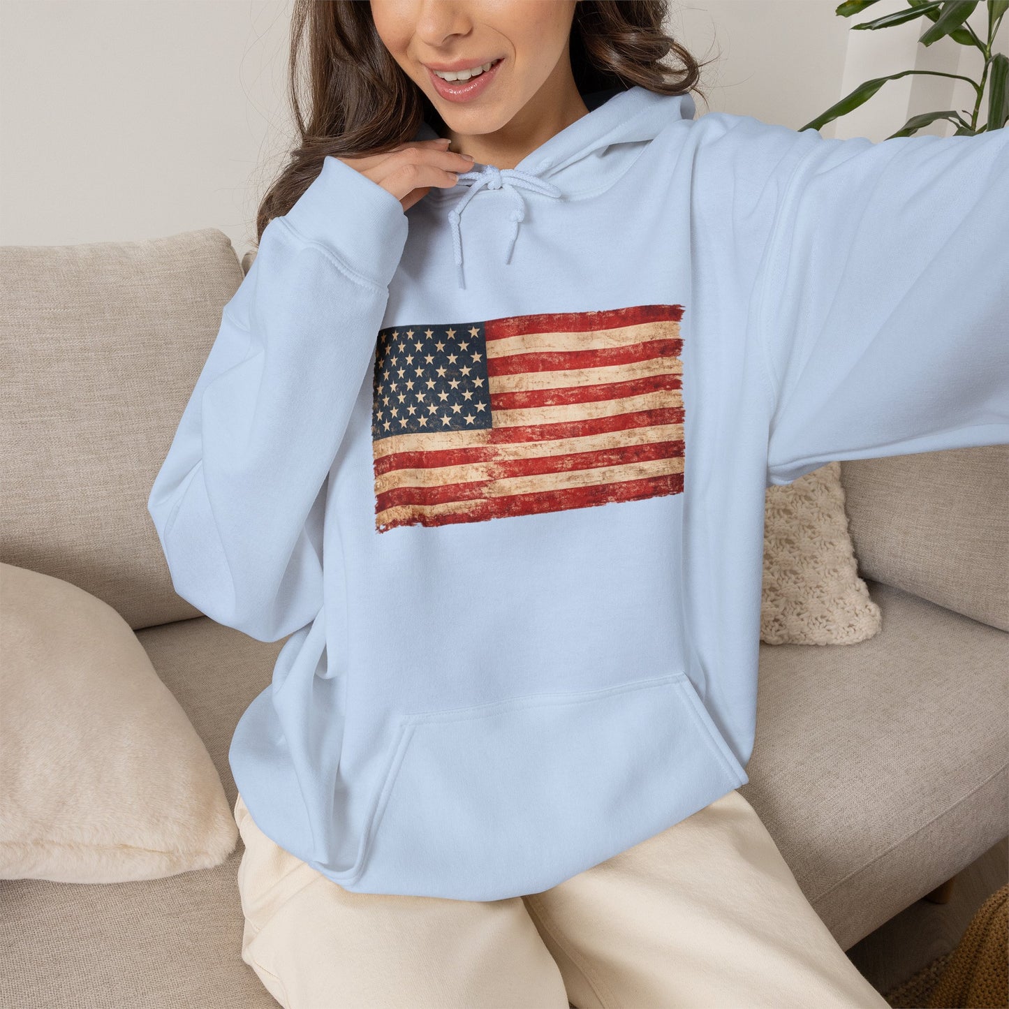 Vintage American Flag Hoodie - Distressed USA Patriotic Pullover
